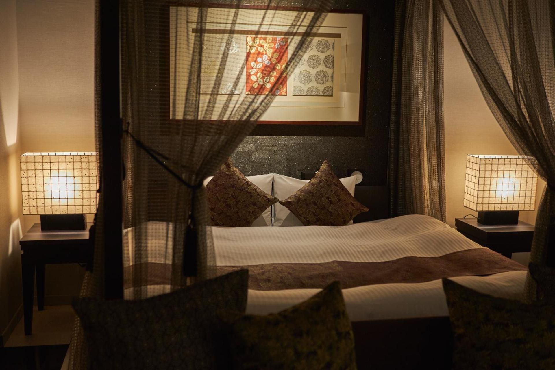 Deluxe King Room