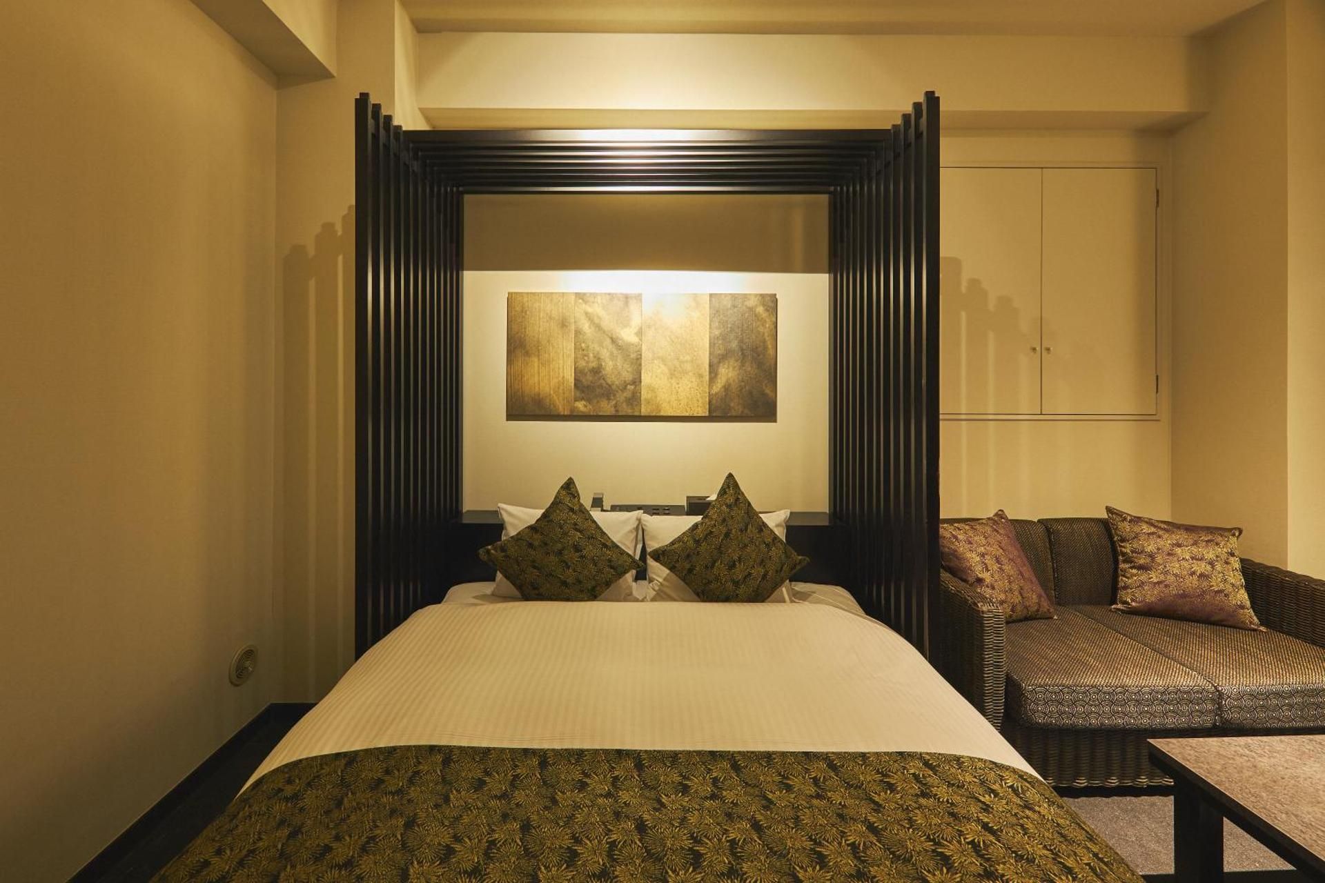 Queen Room