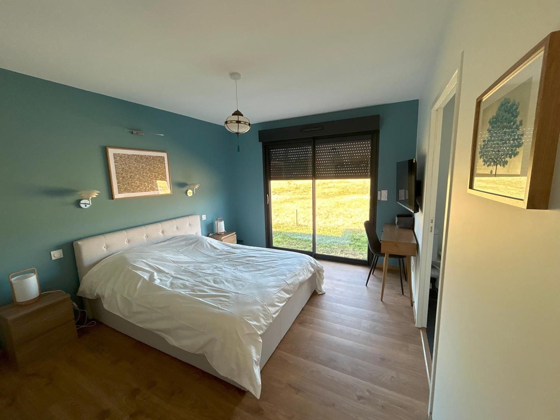 Standard King Room