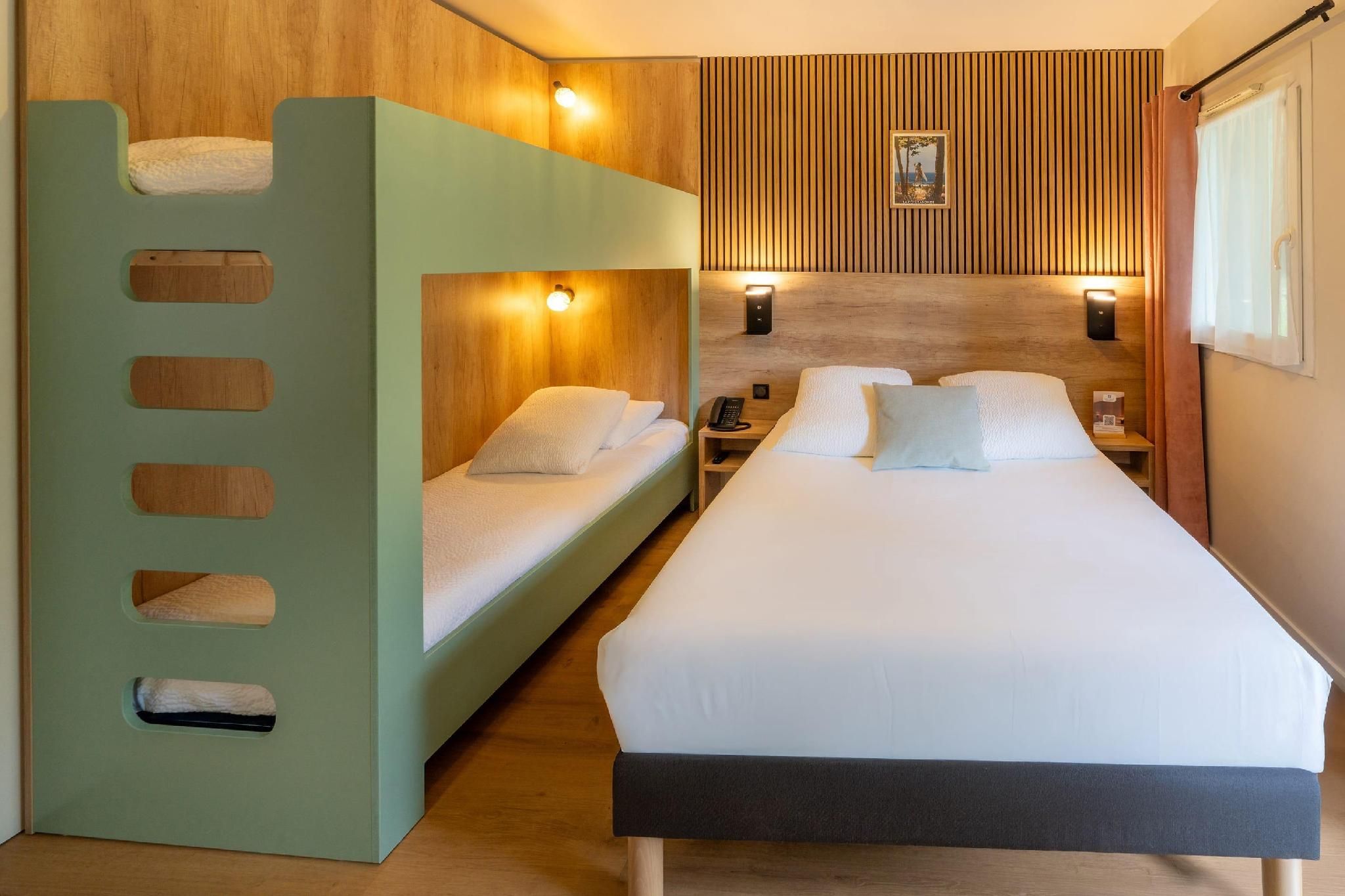 1 Double Bed 1 Bunk Bed, Non-Smoking, Family Room, Ground Floor, Garden View, Courtesy Tray