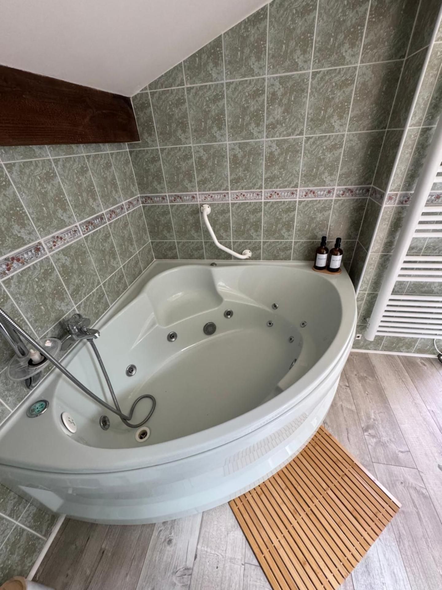 Double Room with Shared Bathroom