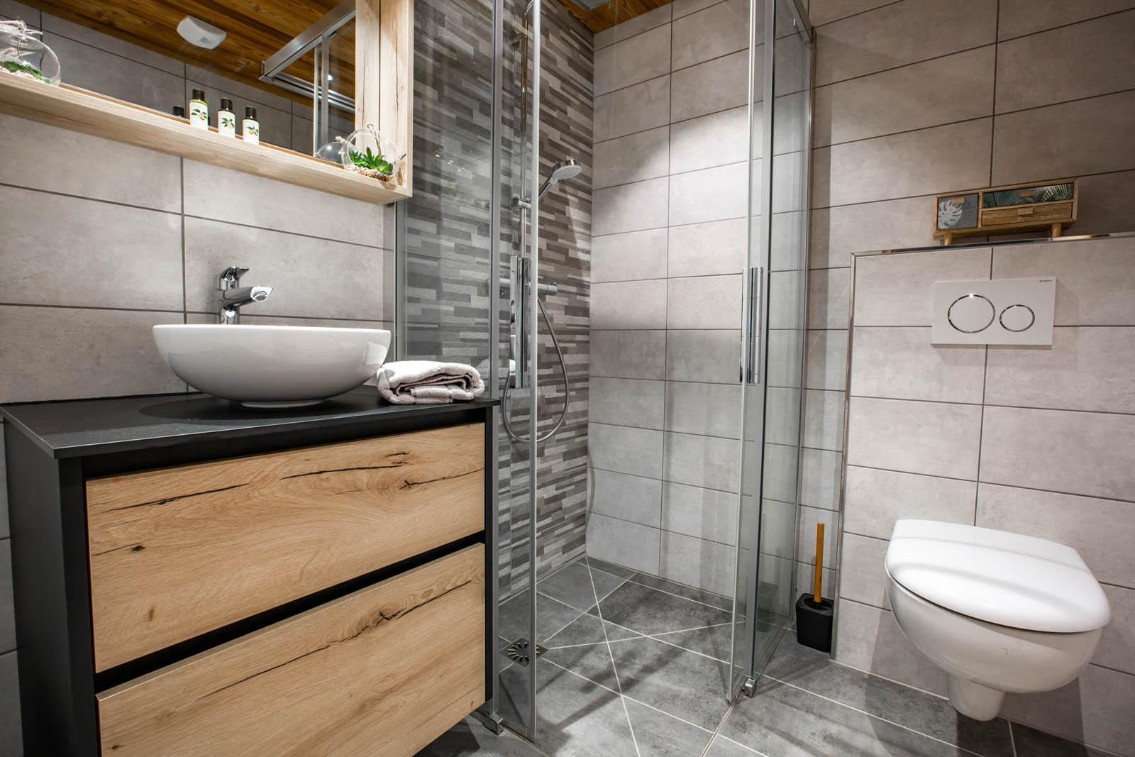 Double room-Standard-Private Bathroom-Mountain View