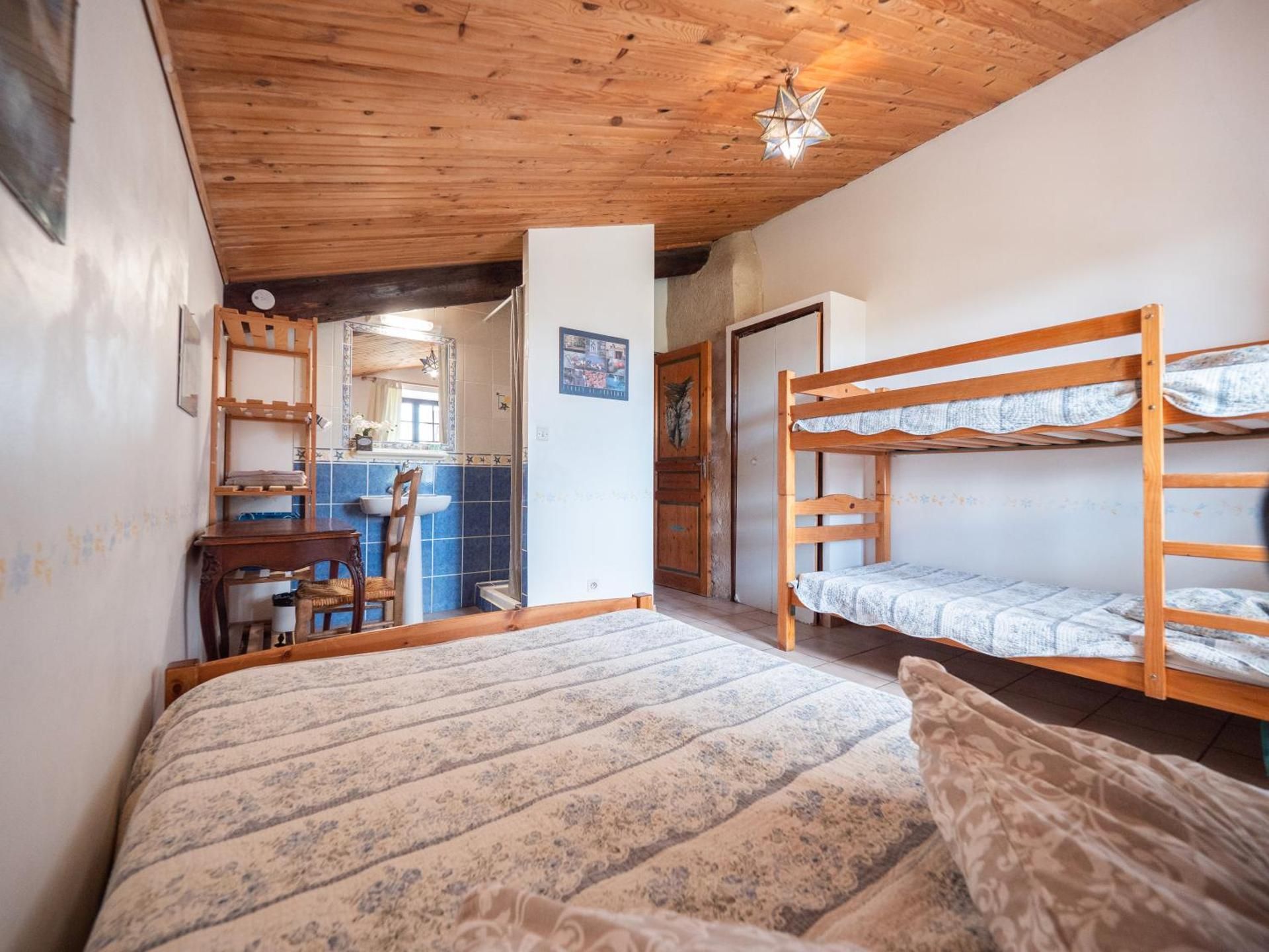 Quadruple Room with Shared Bathroom