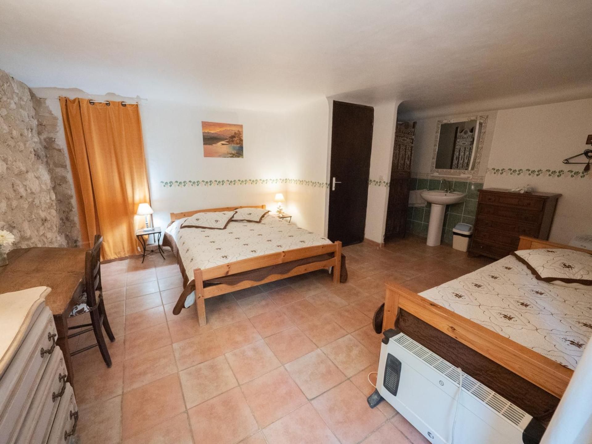 Triple Room with Garden View