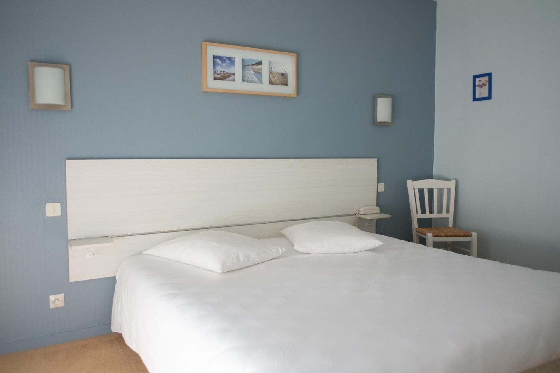 Standard Double Room with Shower