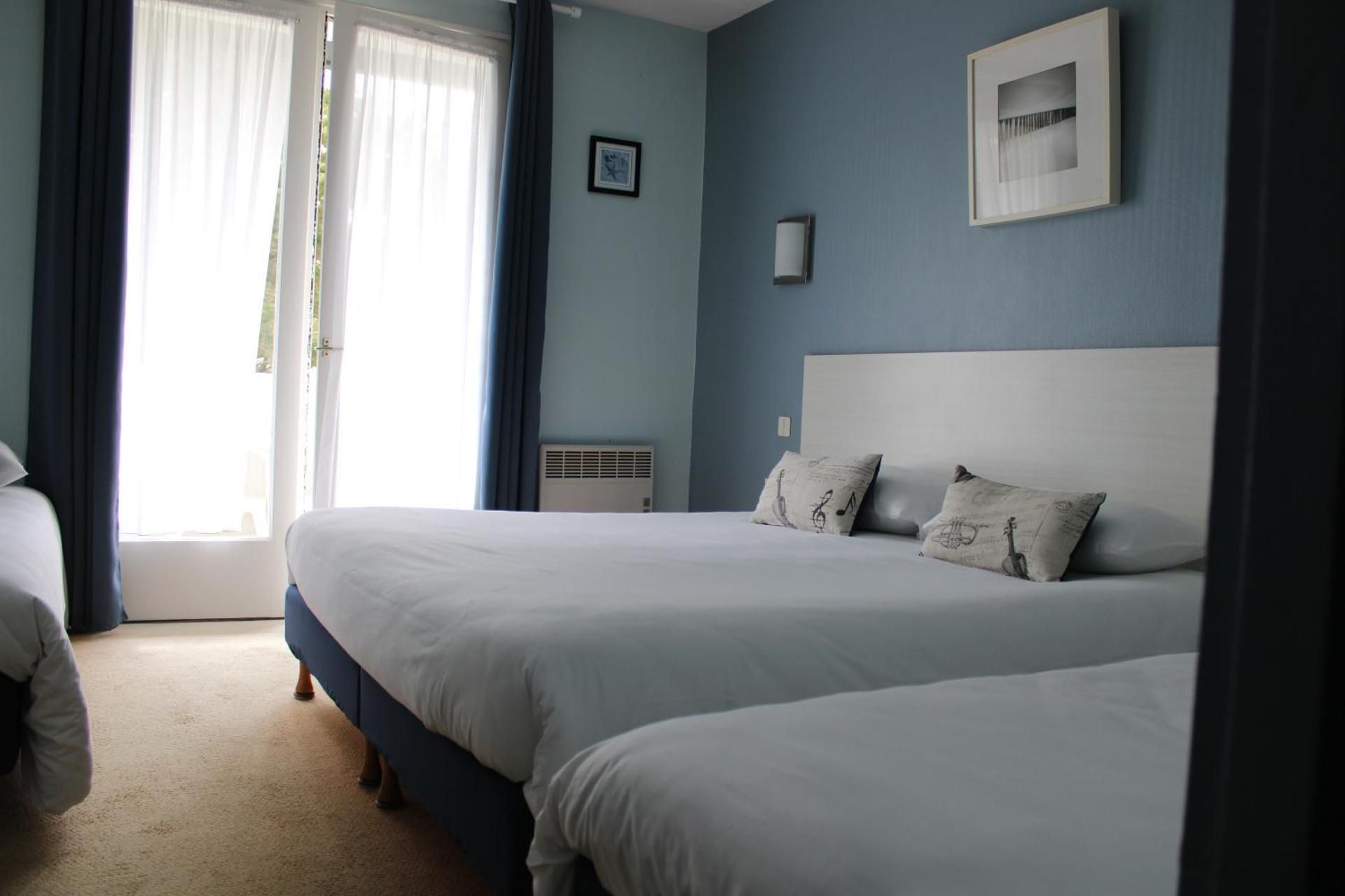 Triple Room with Shower