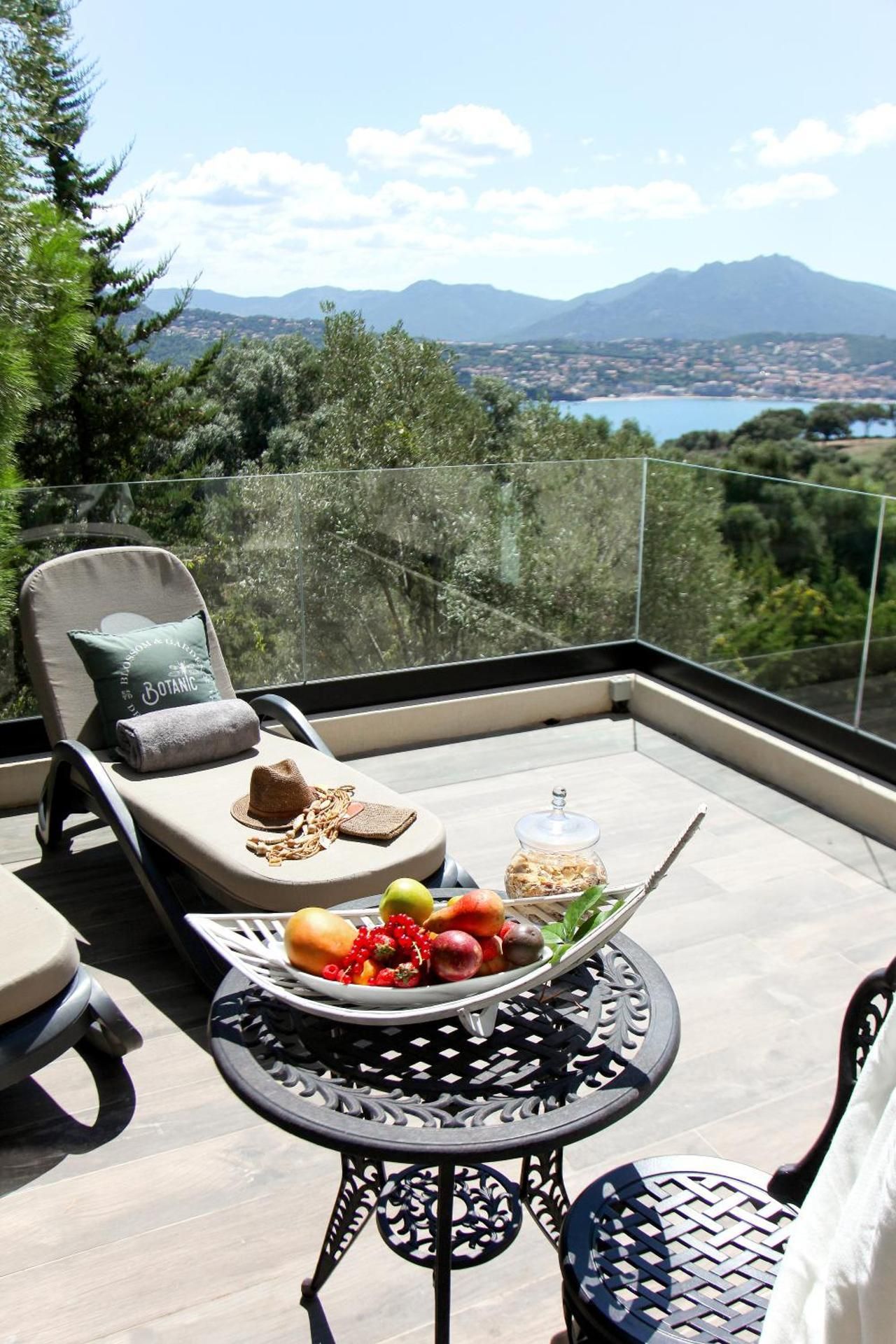Chambre Classique avec Terrasse et Jacuzzi