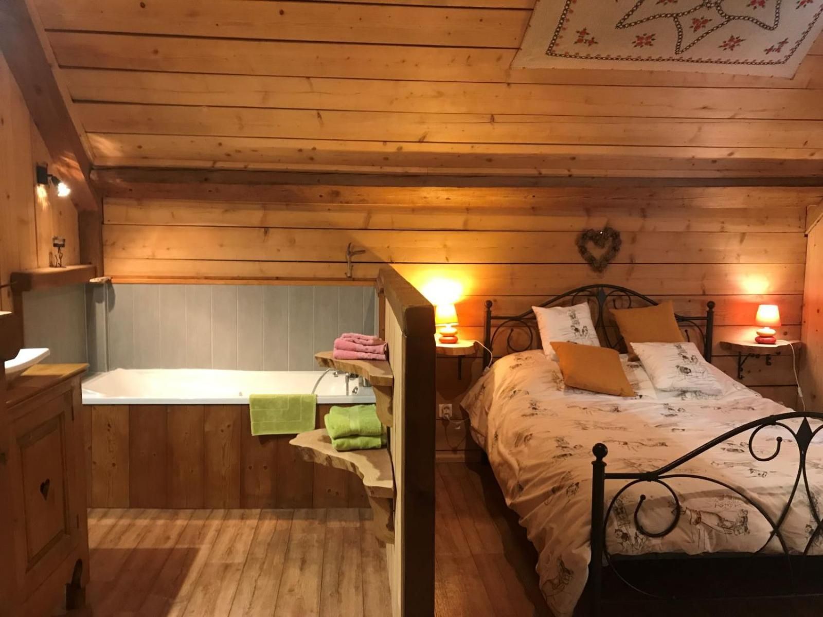Double Room with Mountain View