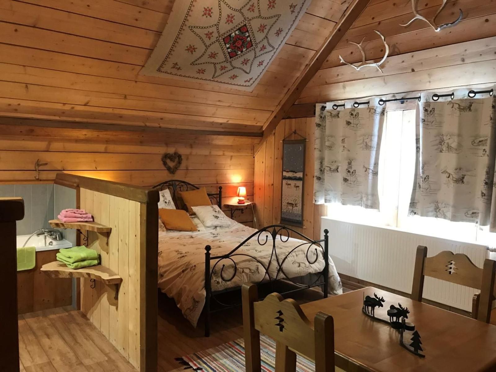 Double Room with Mountain View