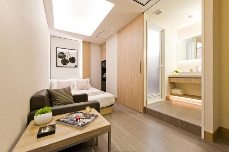Double Room with Private Bathroom - Check in at 23:00 - Check out at 11:00