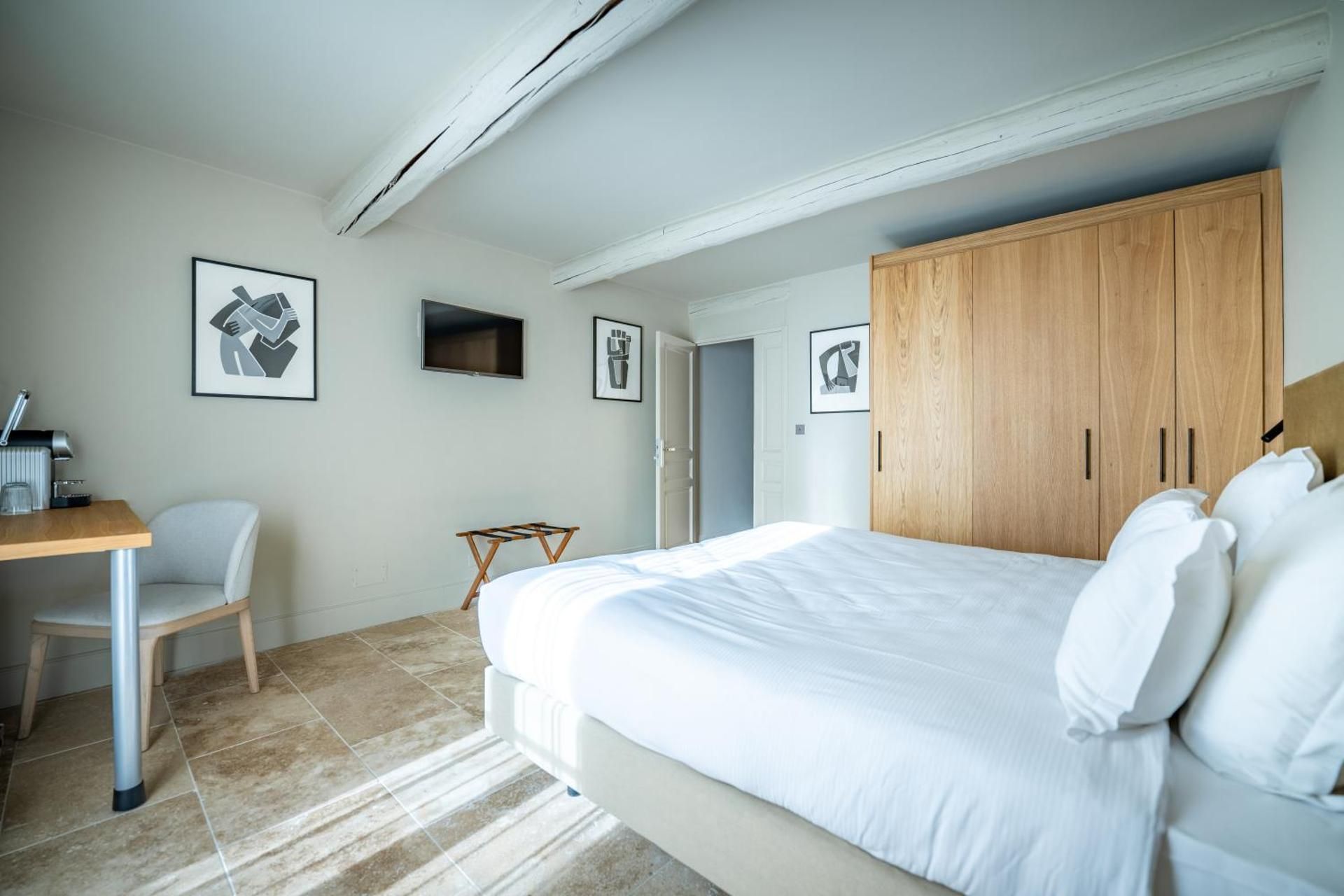 Hotel La Bastide d'Eygalieres Deluxe Double Room 3