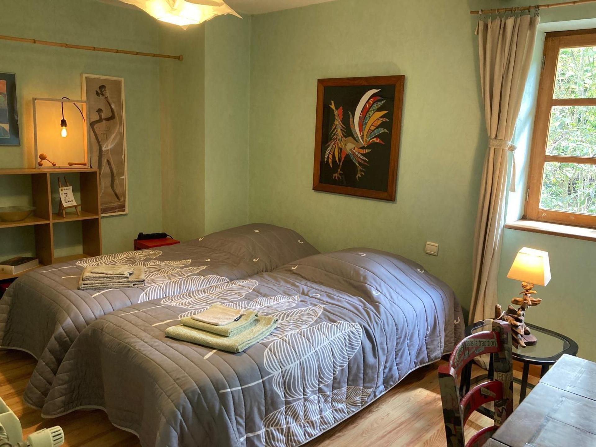Standard Twin Room