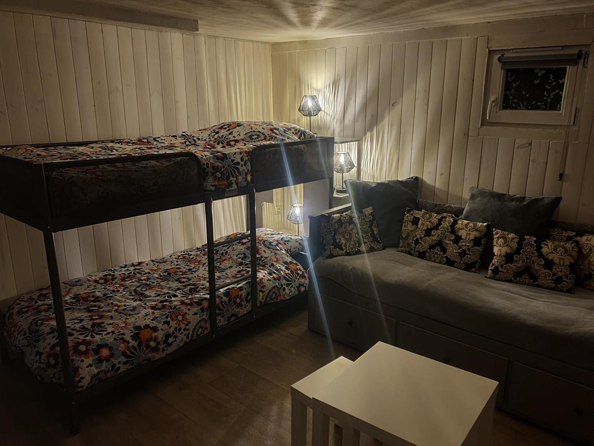 One-Bedroom Apartment with Terrace