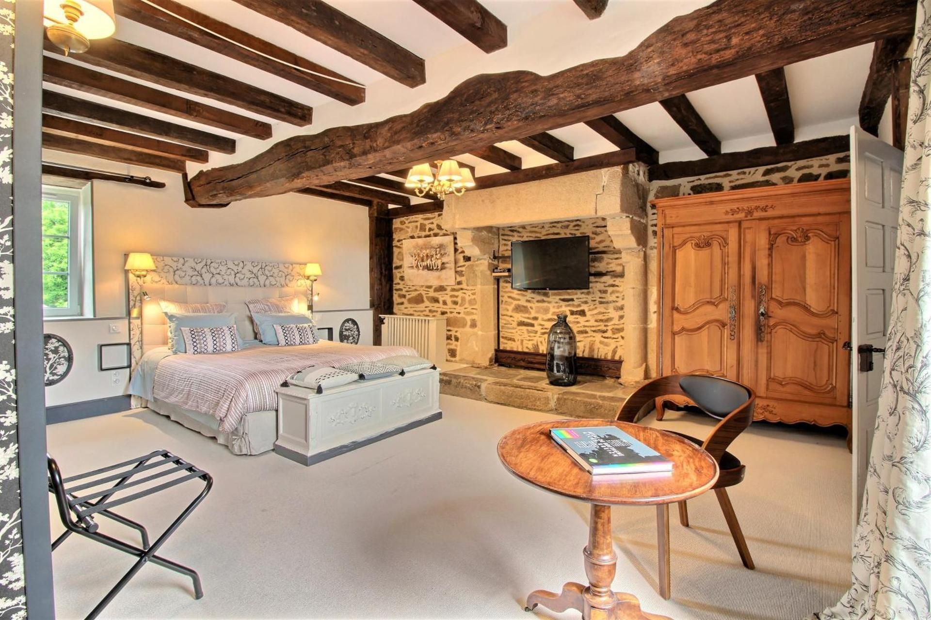 Deluxe Family Suite