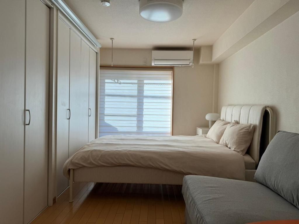 One Bedroom Apartment
