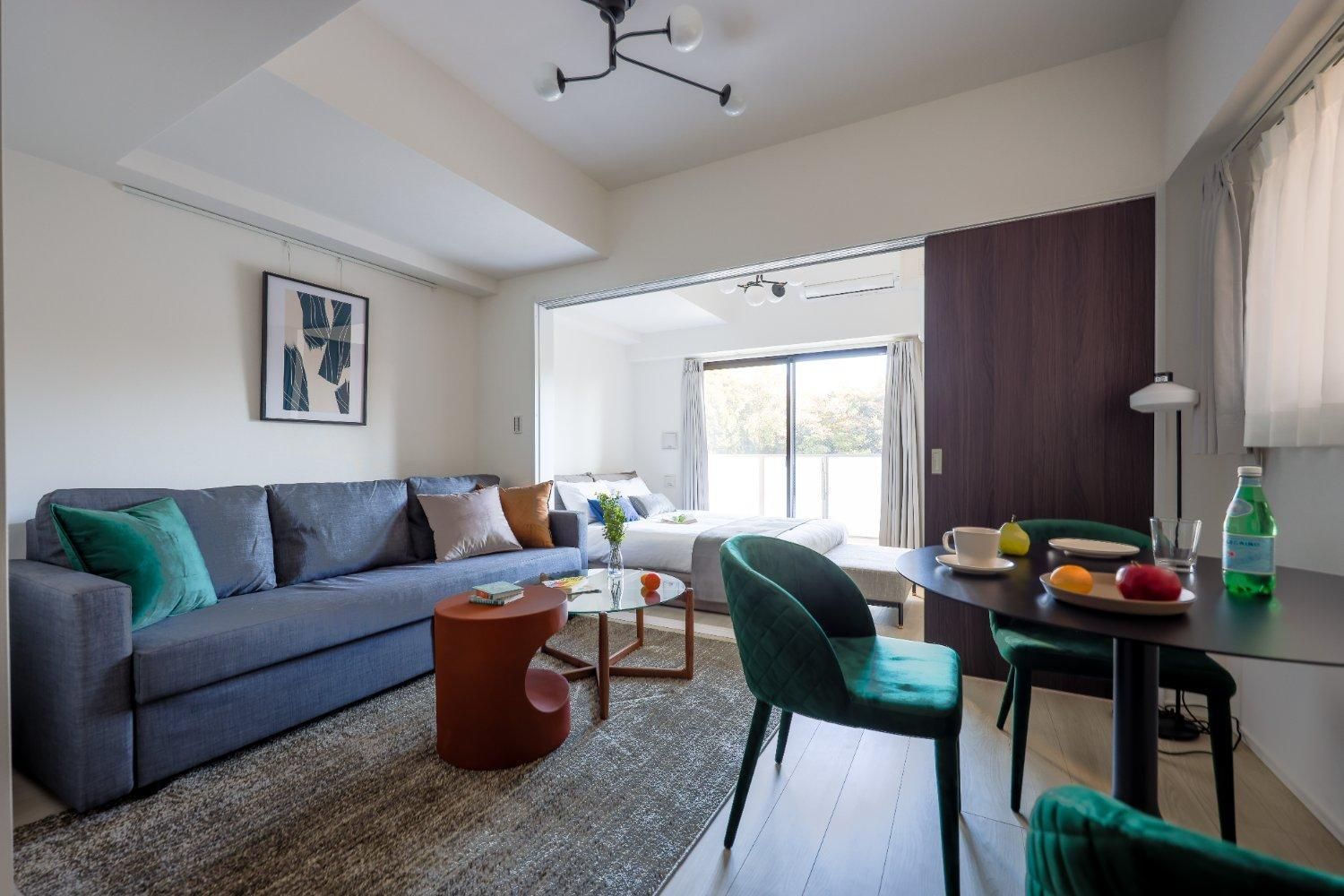 One-Bedroom Apartment
