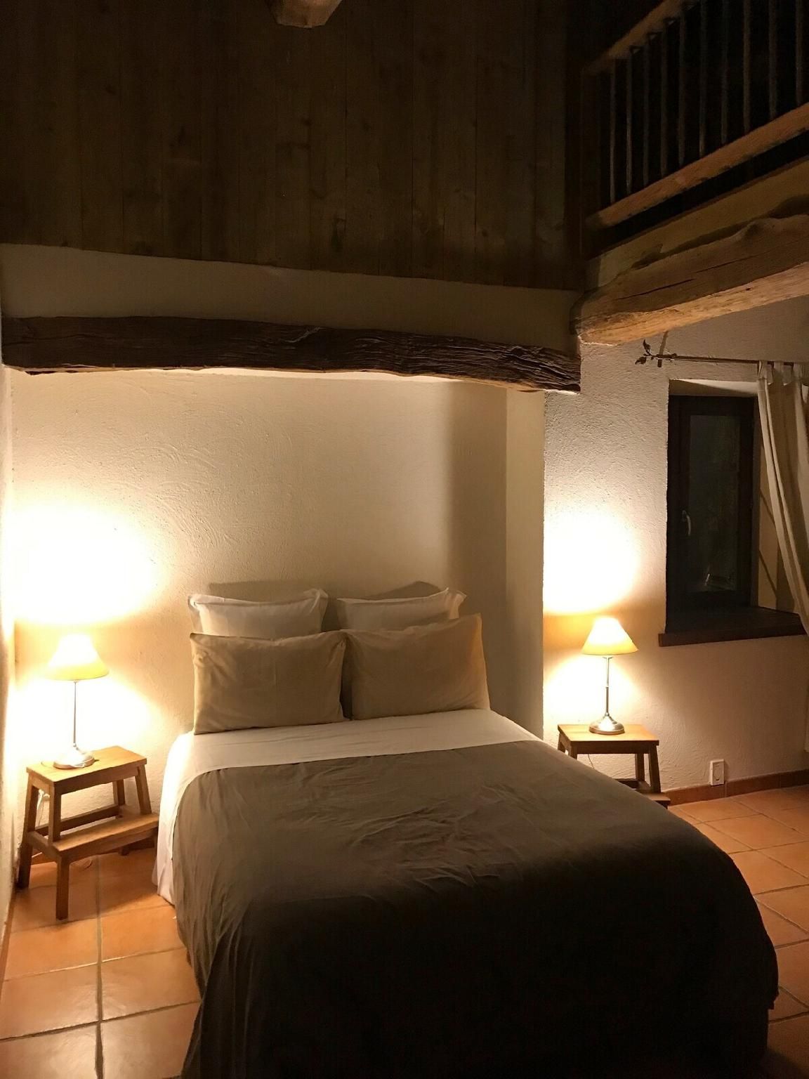 chambre Fenaison-Quadruple-Salle de bain privée séparée