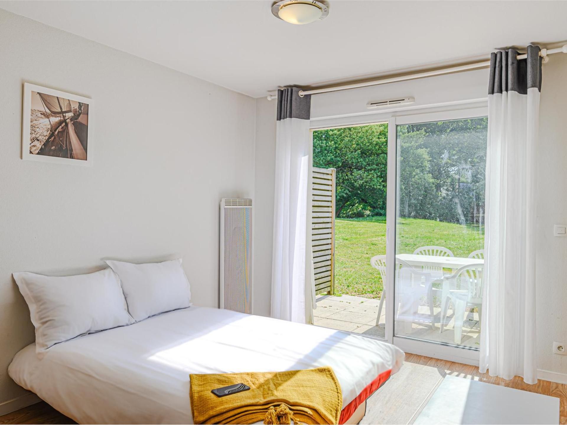 Two-Bedroom Cottage (6 Adults)
