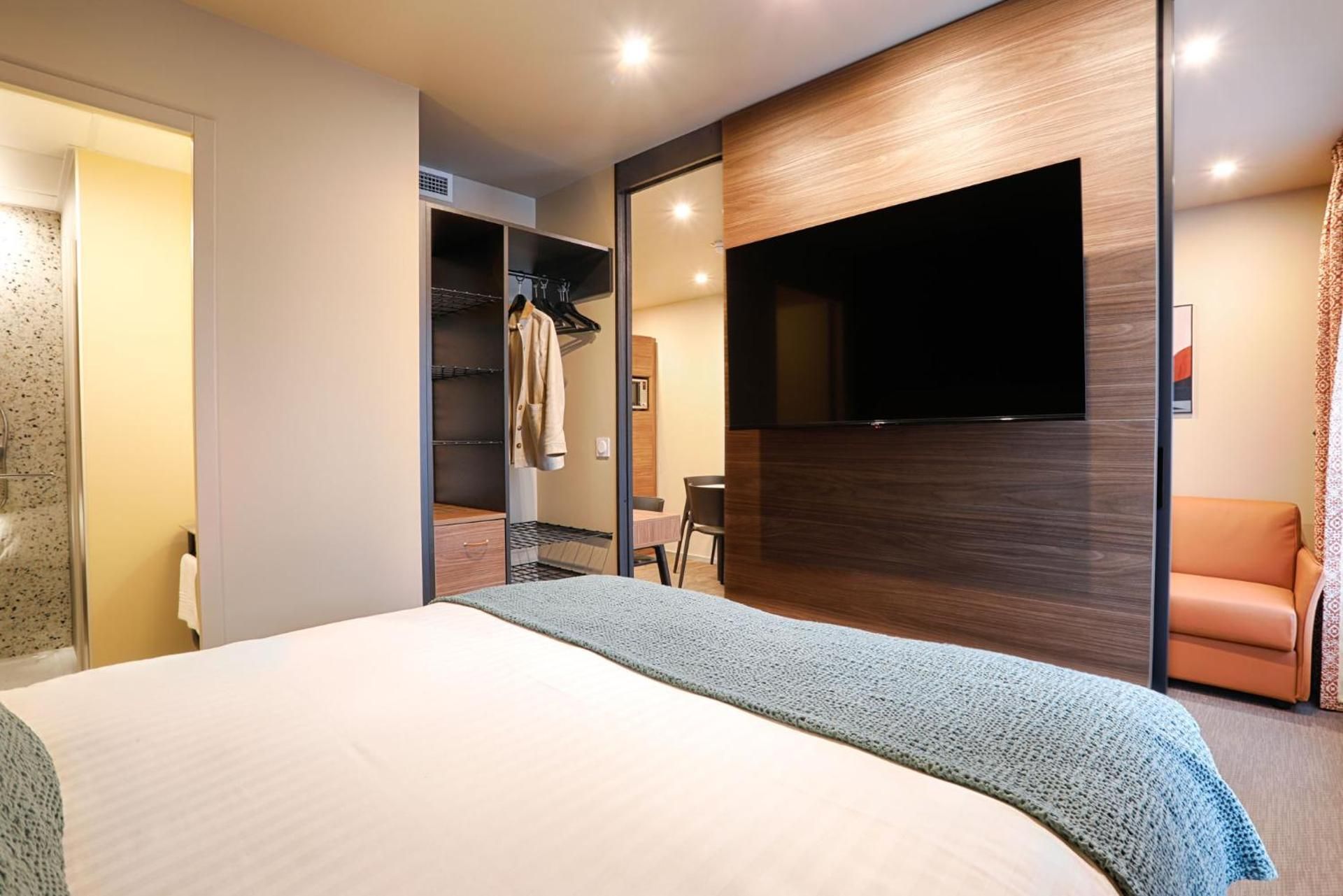 One-Bedroom Apartment (2 People)