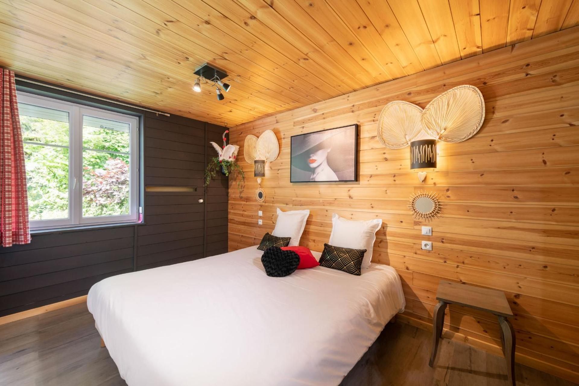 King Room with Spa Bath