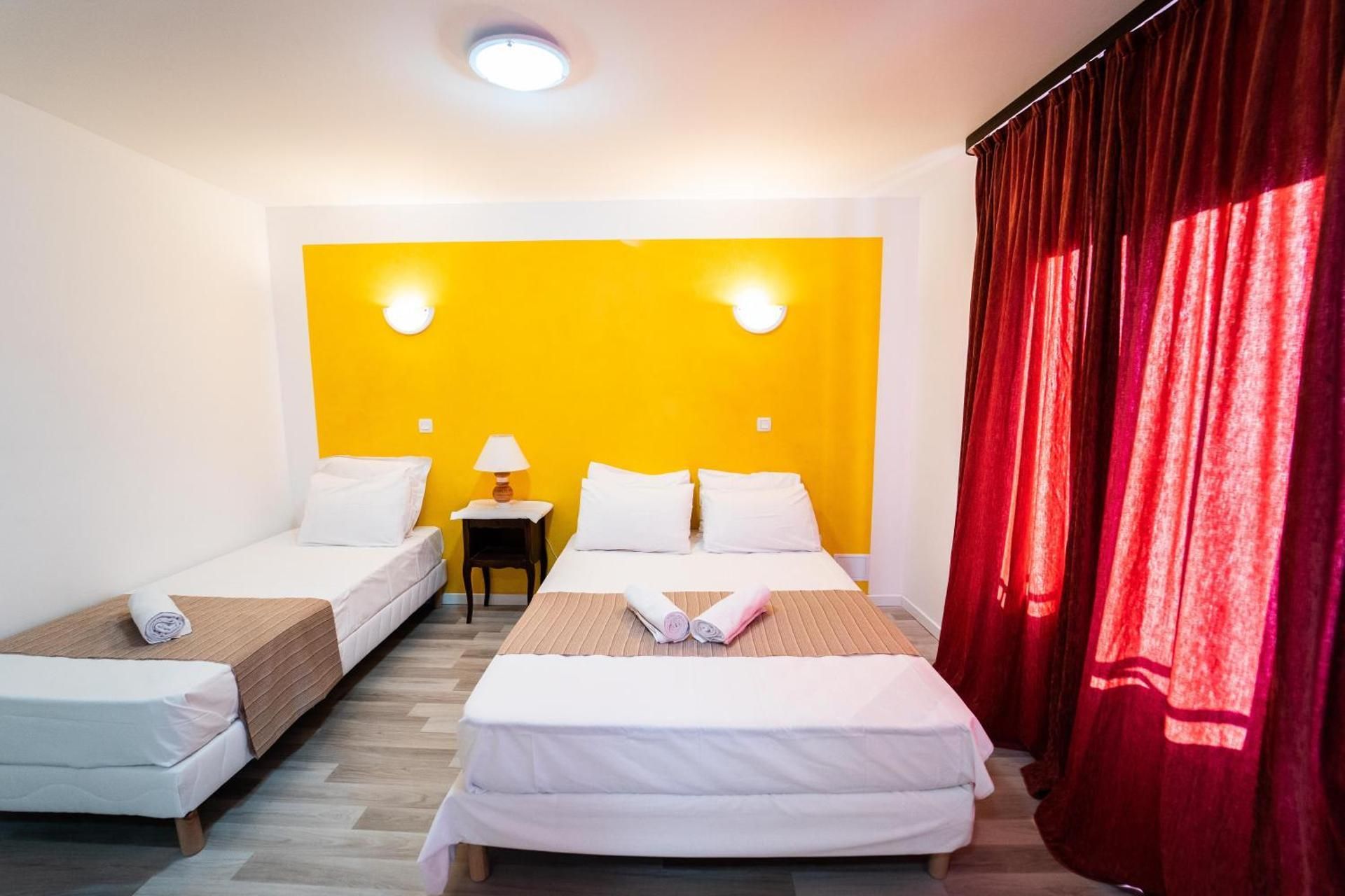 Triple Room