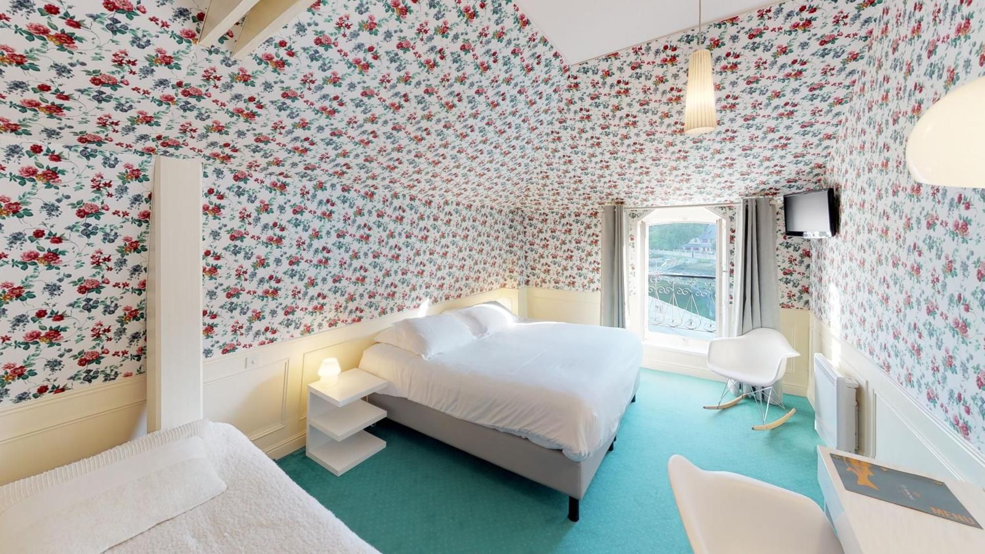 Superior Double Room with River View