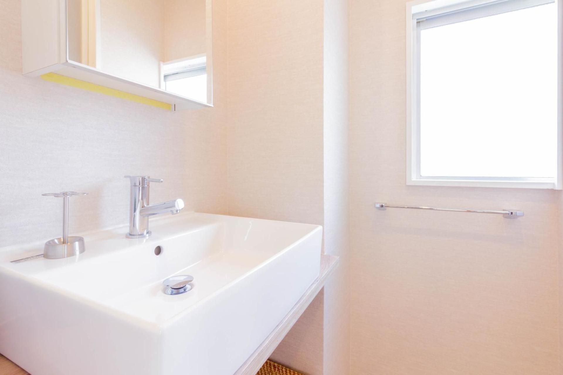 One-Bedroom Apartment 301