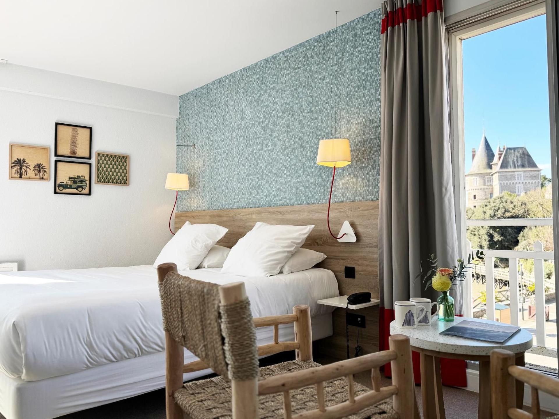 Deluxe Double Room with Harbor View
