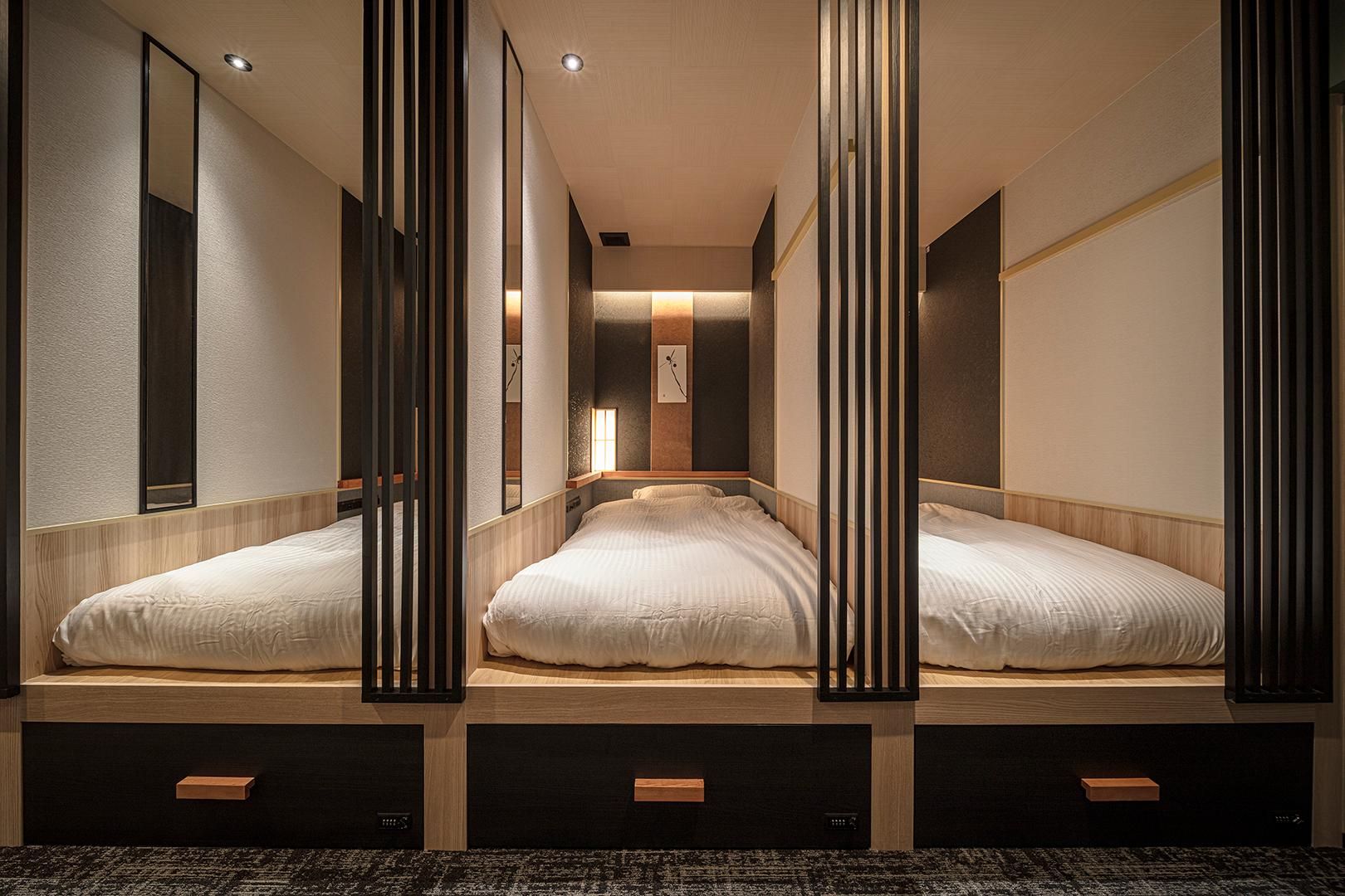 Female Only - Capsule Room For 2 Guests