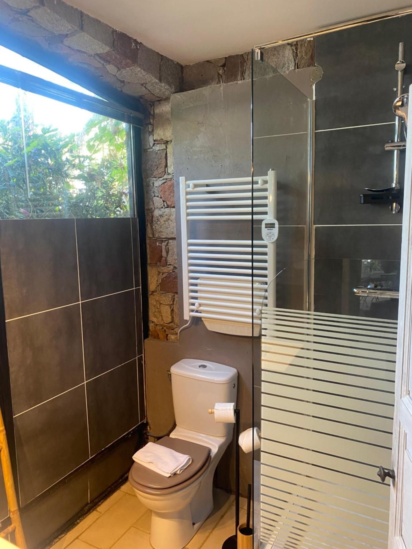 Studio (2 Adults + 1 Child) - PARADIS