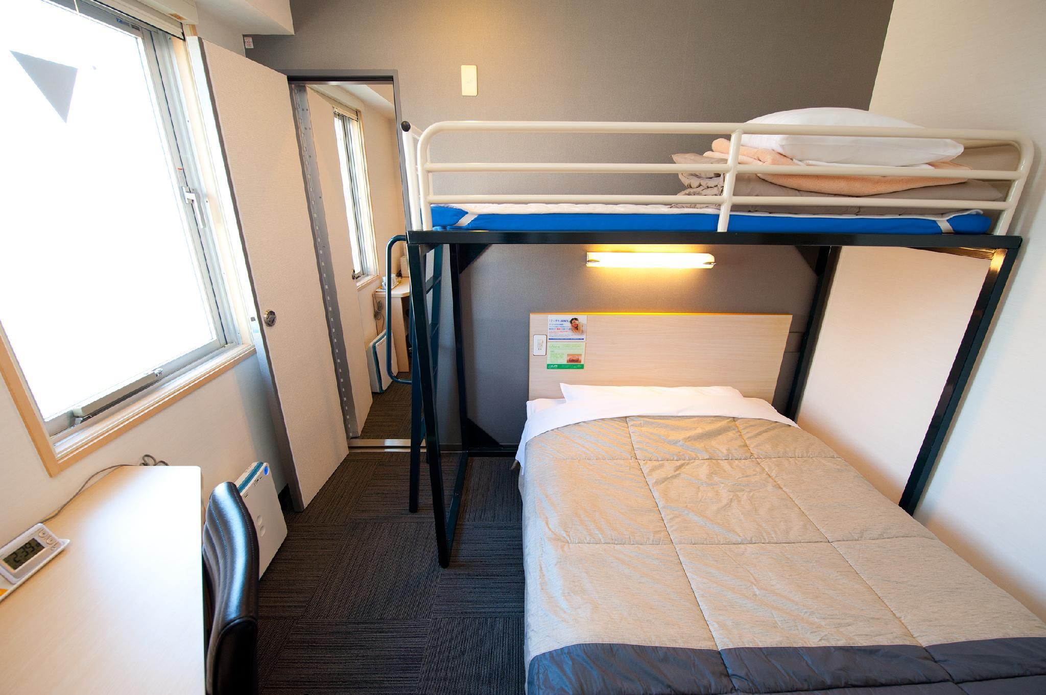 Connecting Rooms for 3 People