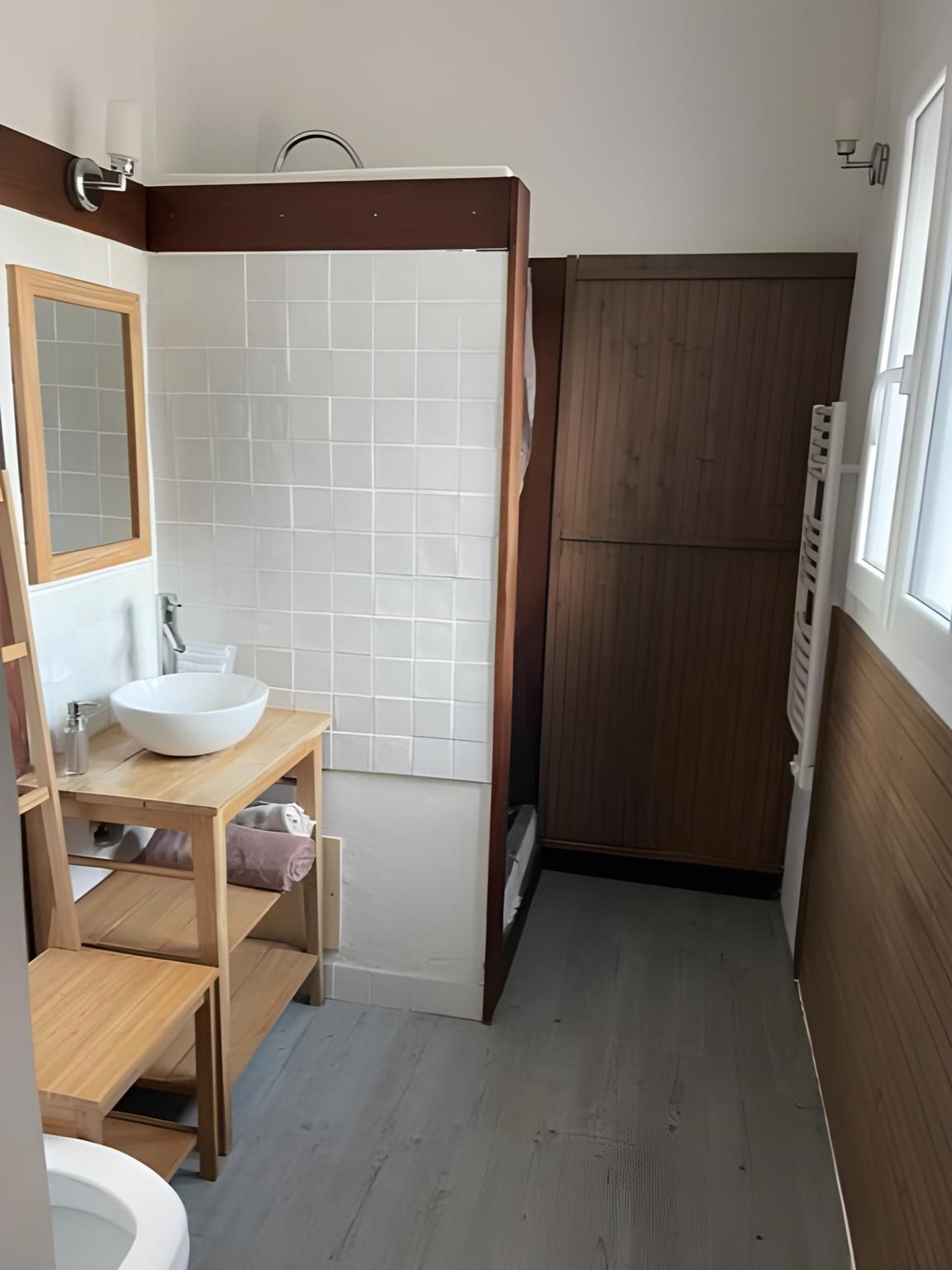 Double or Twin-Standard-Ensuite with Shower