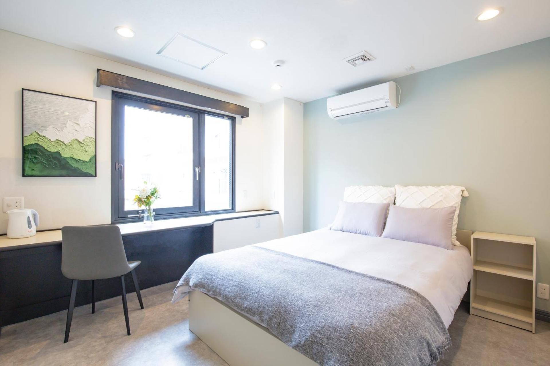 One-Bedroom Apartment - Non-Smoking
