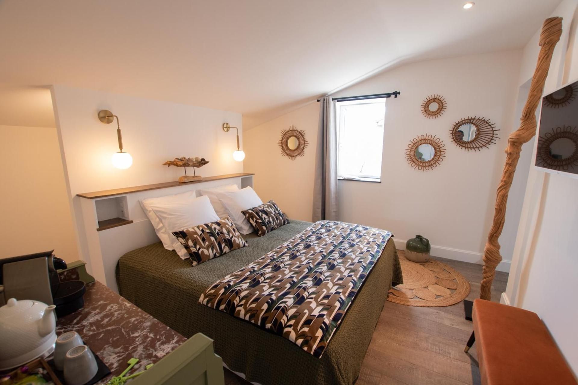 Deluxe King Room