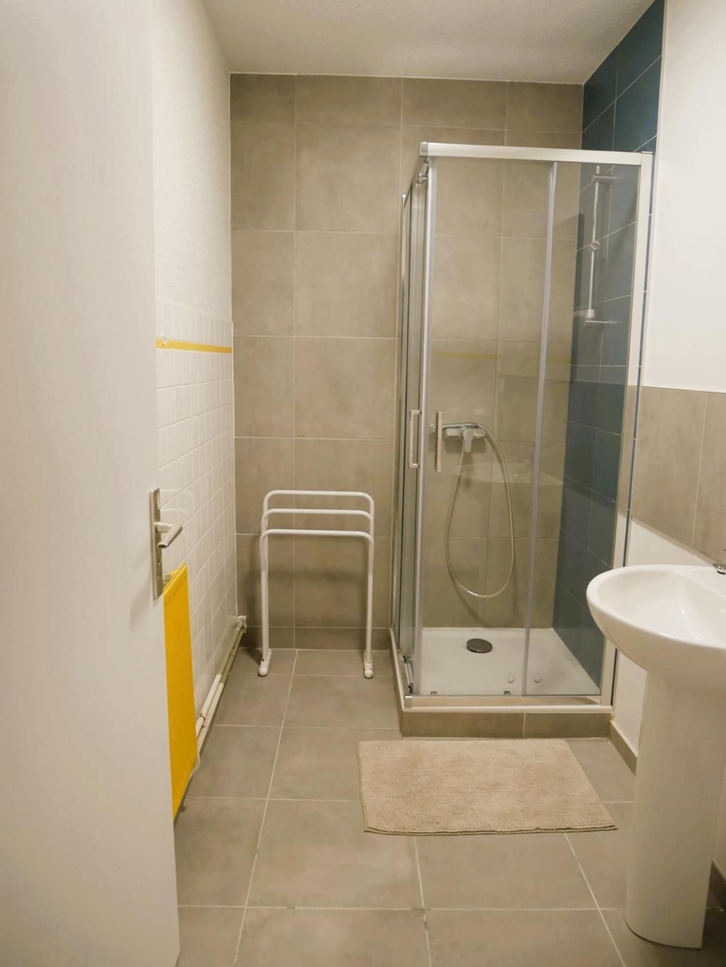 Five-Bedroom Apartment