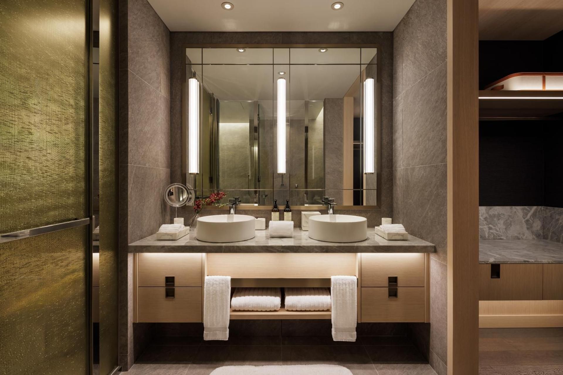 FAIRMONT GOLD SIGNATURE SUITE Twin - Lounge access