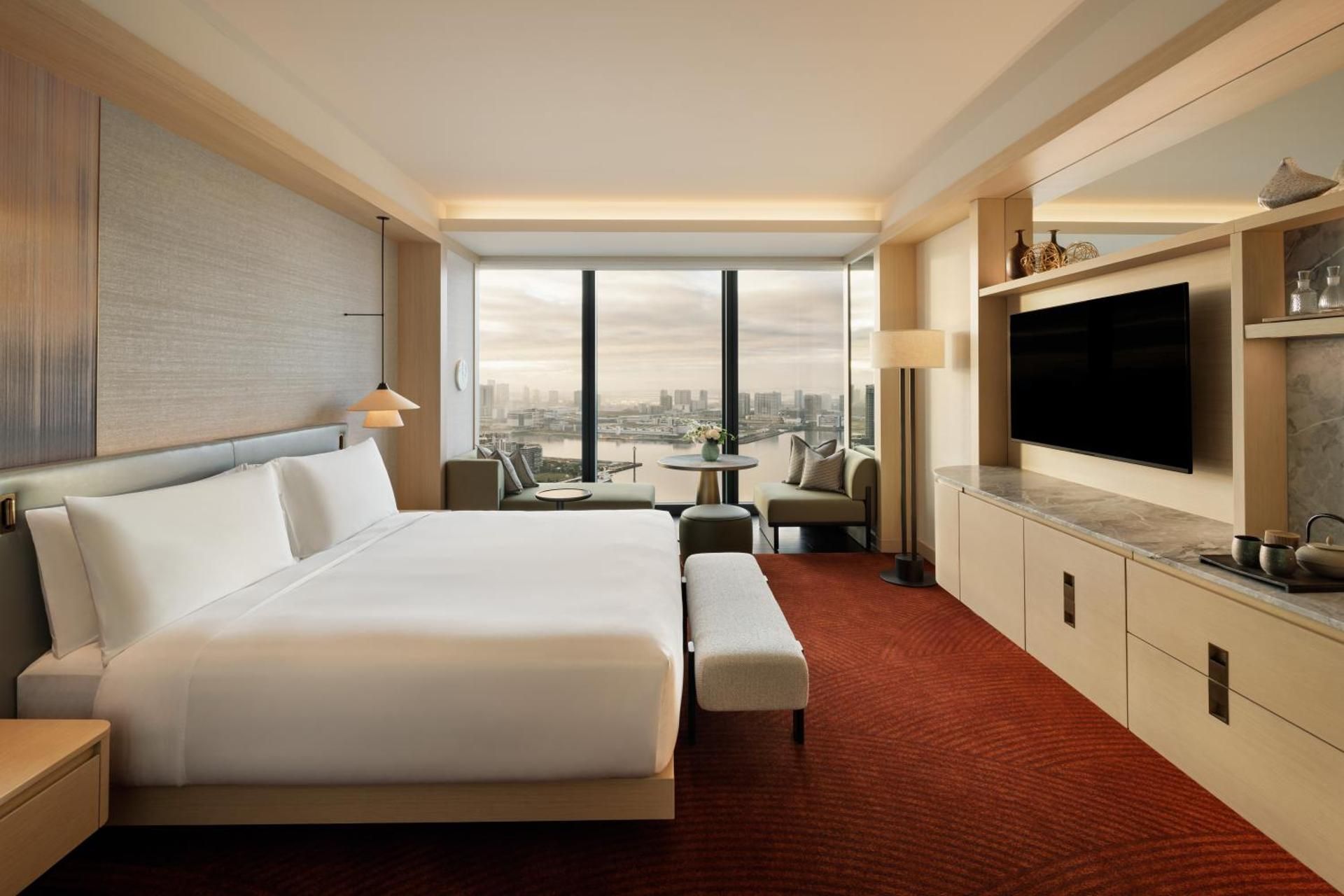 Fairmont Gold King Room with Bay View and Lounge Access