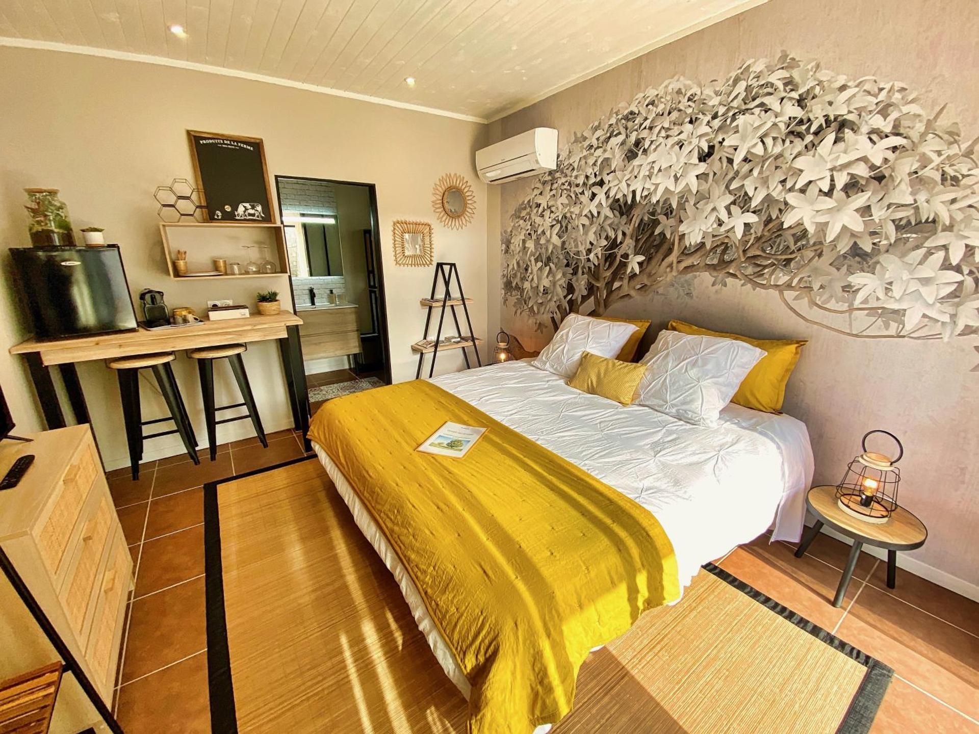 Large Double Room