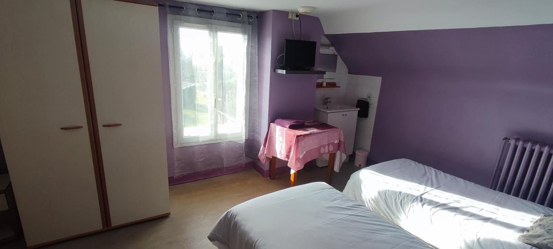 Double Room with Shared Bathroom
