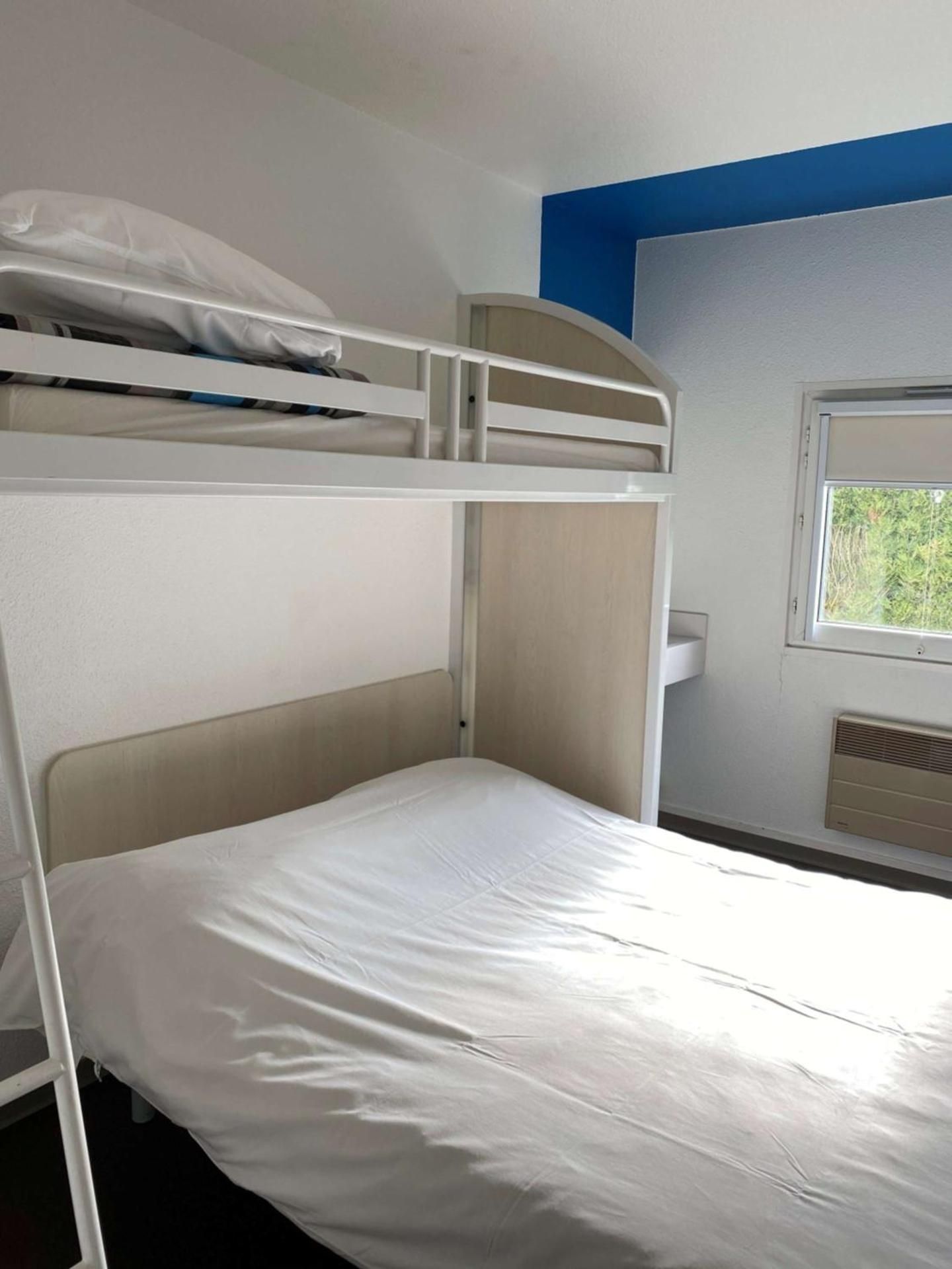 Triple Room with Shared Bathroom