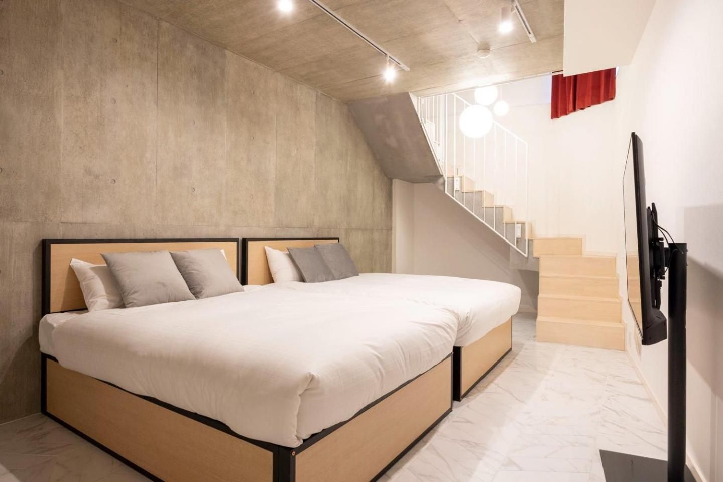 Room D04