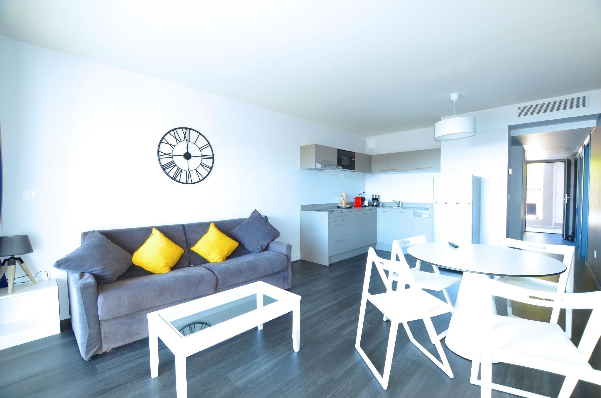 Superior Sea View Suite