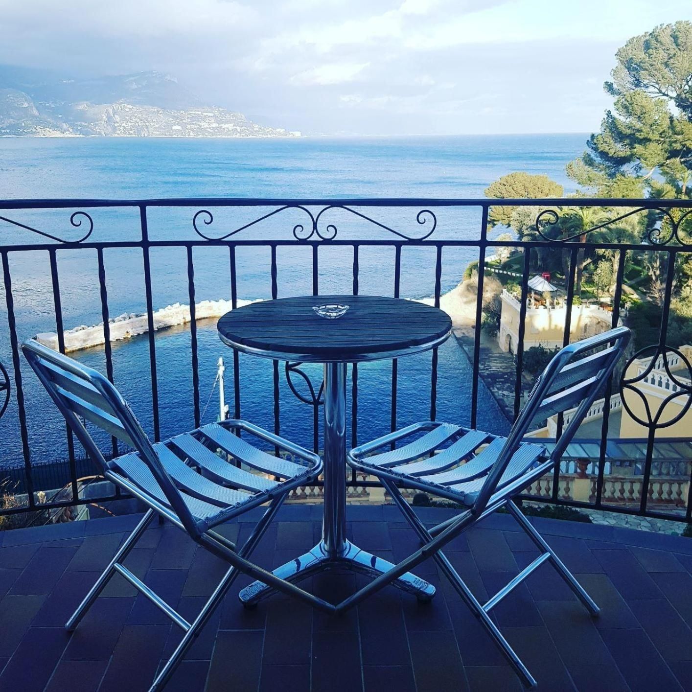 Triple Room with Balcony and Sea View