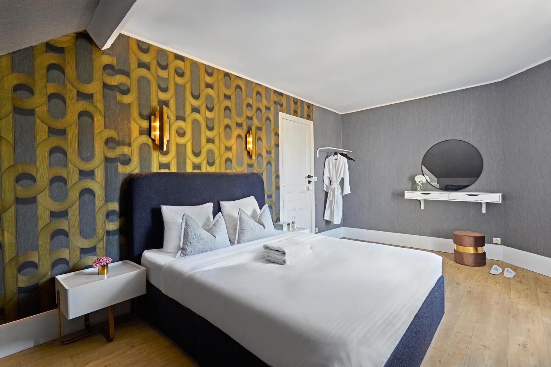 Superior Queen Room