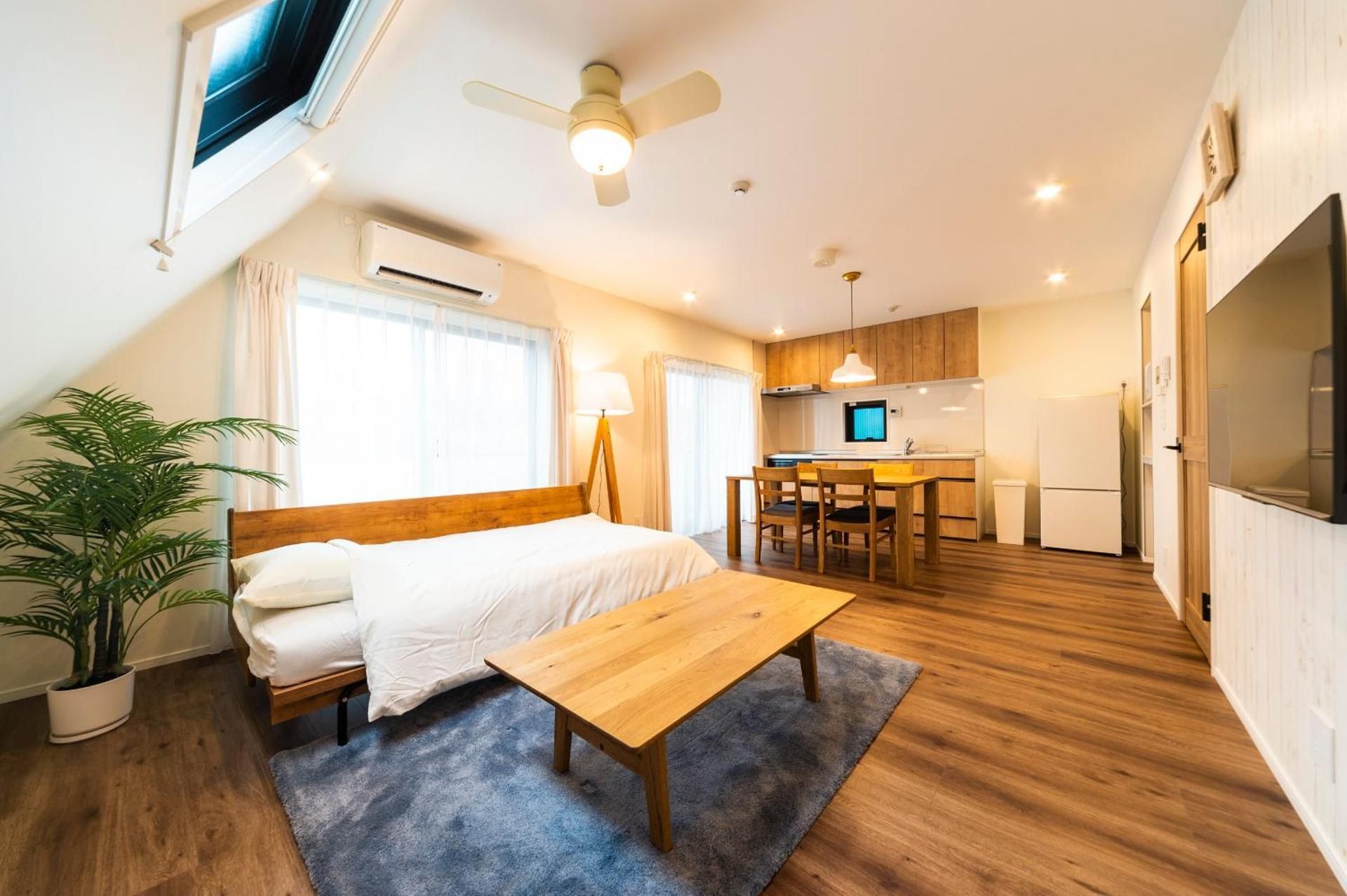 One-Bedroom Apartment 401