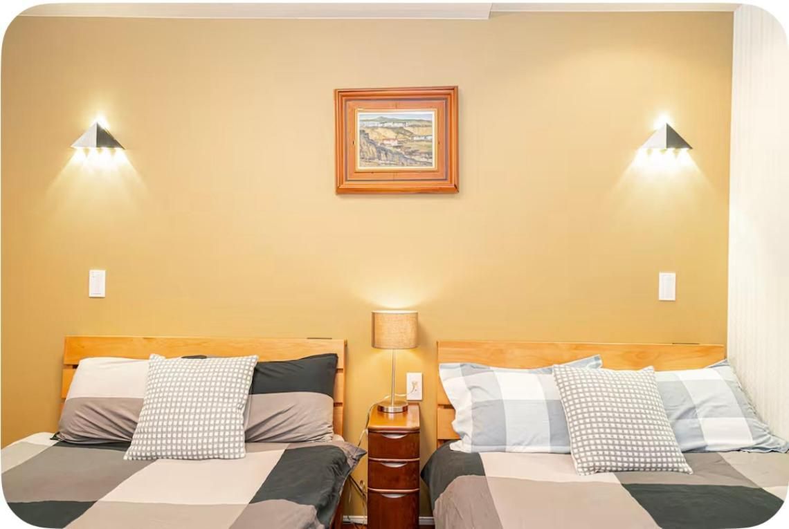 Quadruple Room with Private Bathroom