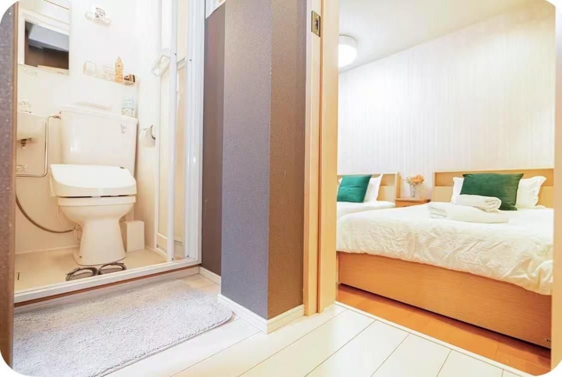 Double or Twin Room with Private Bathroom