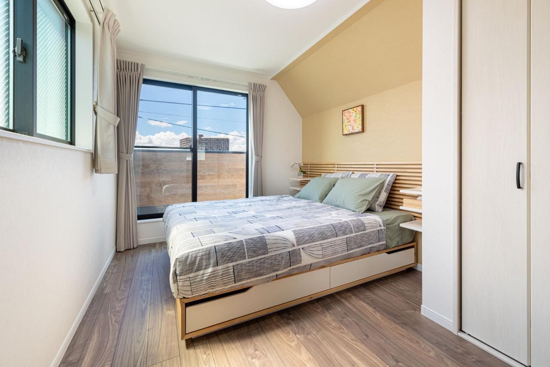 Two-Bedroom Apartment with Balcony