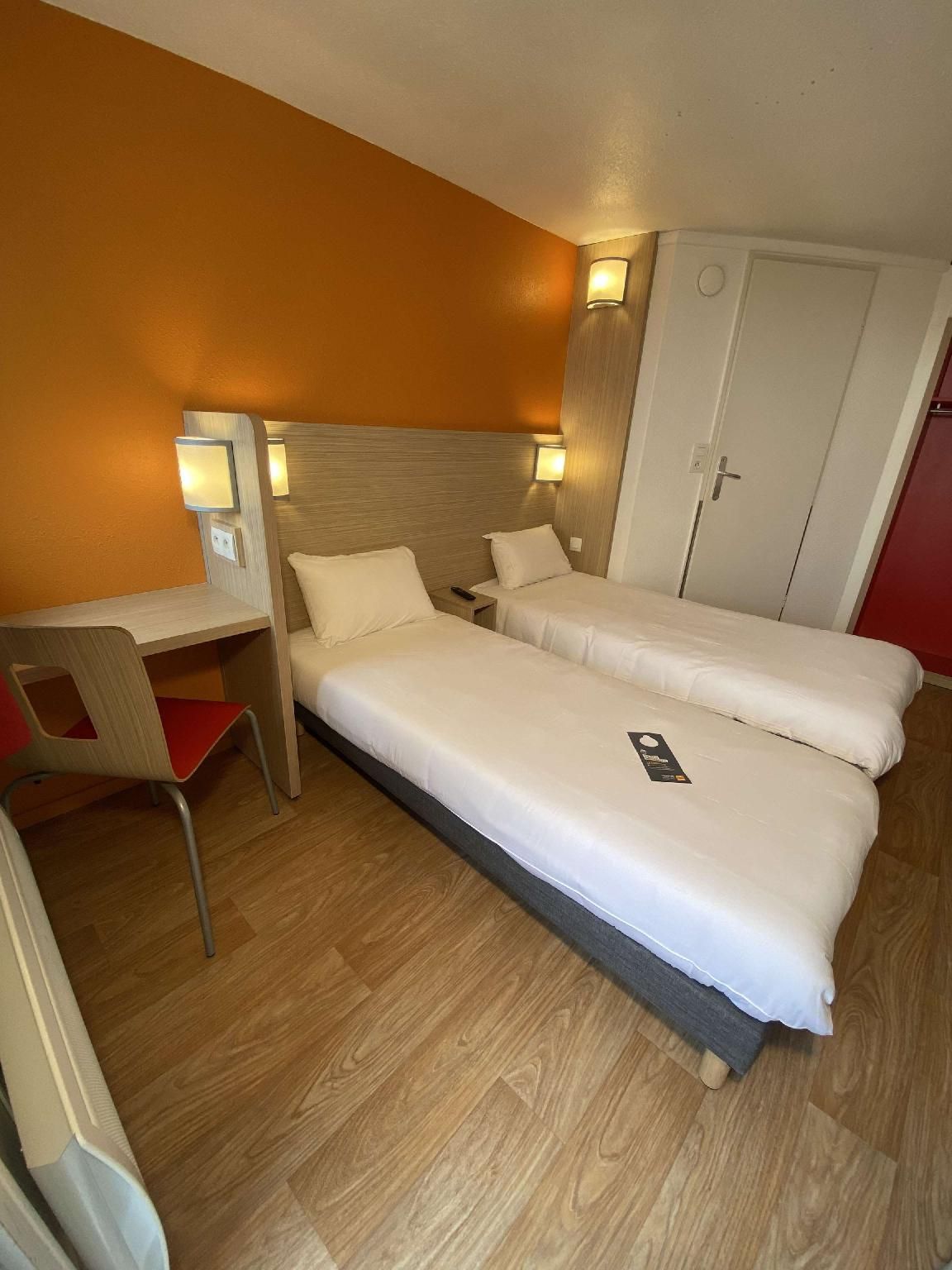 Hotel Premiere Classe Nantes Sud - Rez Aroport Twin Room