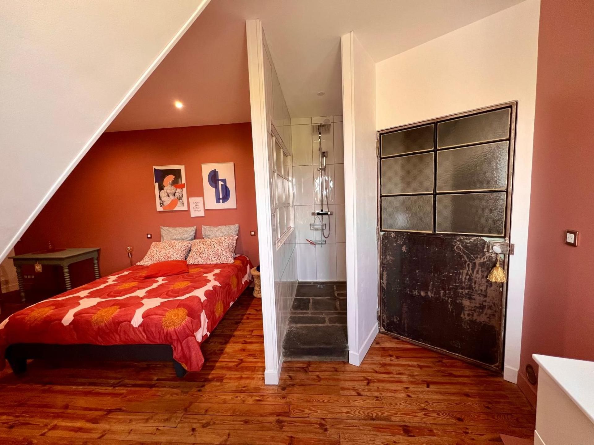 Double Room with Private Bathroom